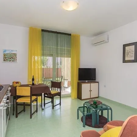 With Parking Space - 26927 Apartment